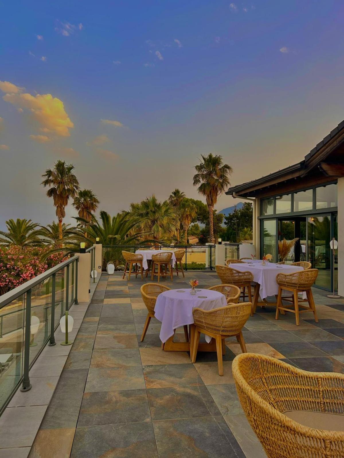 Hotel & Restaurant San Pellegrino Folelli Exterior foto